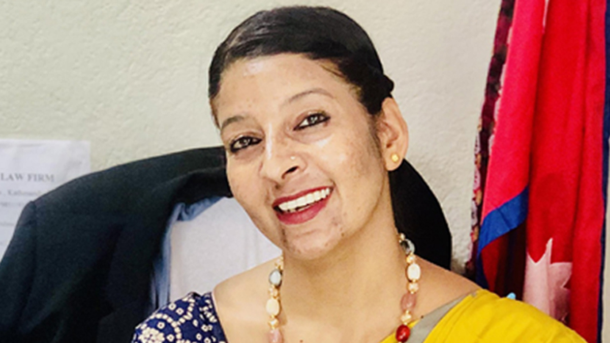 कानुन व्यवसायी पाण्डे पक्राउ 